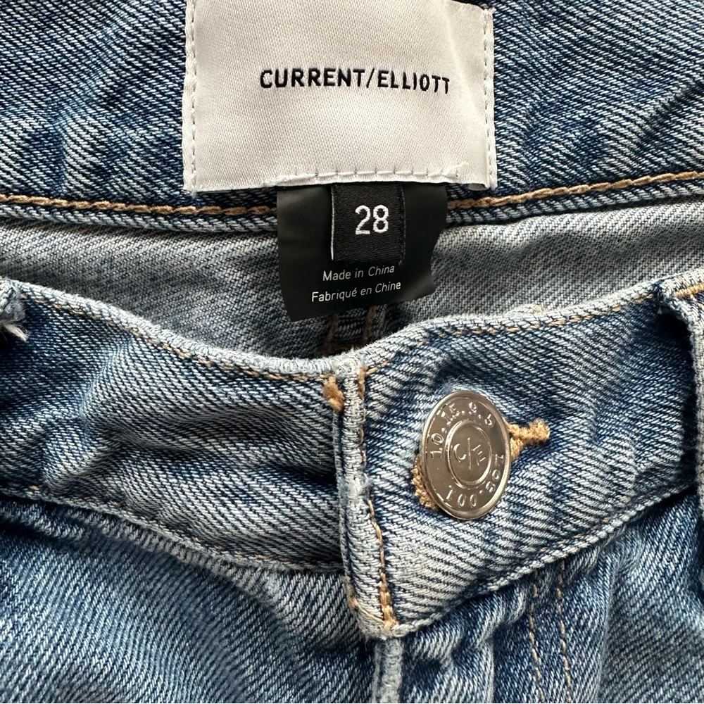 Current/Elliot Boyfriend Distressed Raw Hem 2 Year Destroy Size 28 - Picture 2 of 8